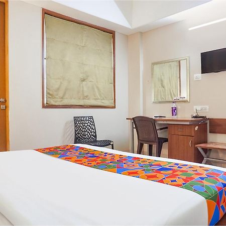 Fabhotel Classic Executive Phursungi Экстерьер фото